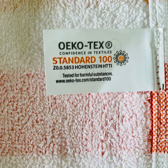 AVEDA Beach Towel - Picture 11 of 14